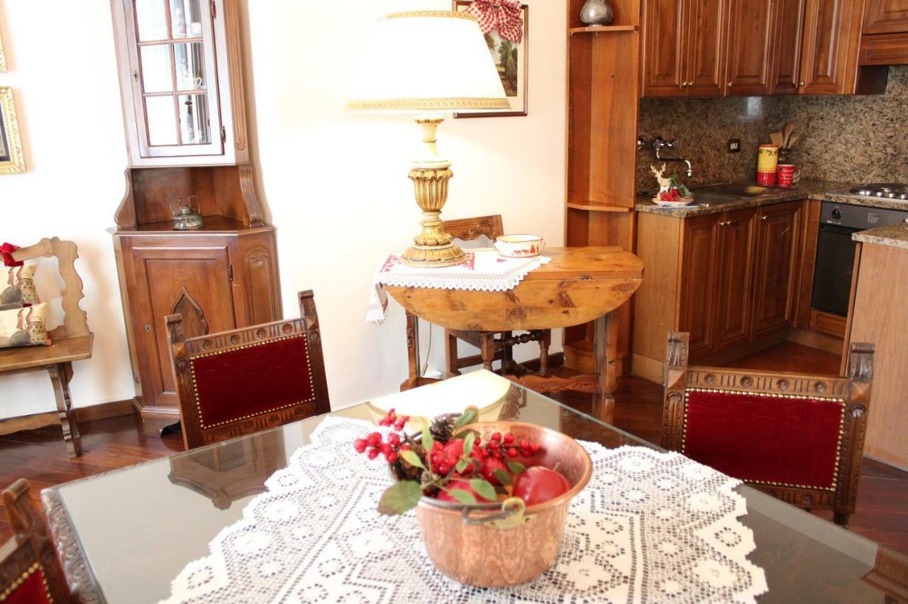 L'Atelier Du Temps - Charme Apartment アオスタ エクステリア 写真