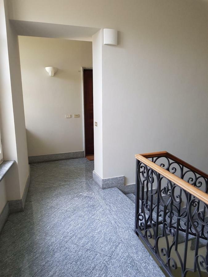 L'Atelier Du Temps - Charme Apartment アオスタ エクステリア 写真